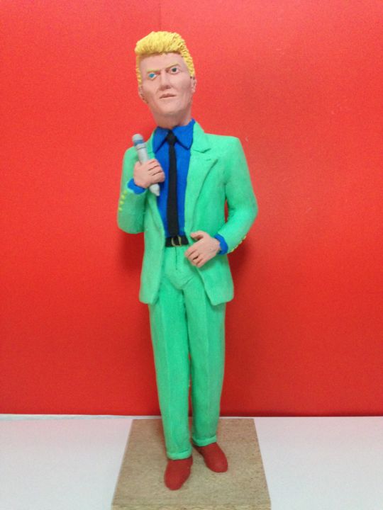 Skulptur mit dem Titel "David Bowie" von Agustin Gomez Fuentes, Original-Kunstwerk, Kunststoff