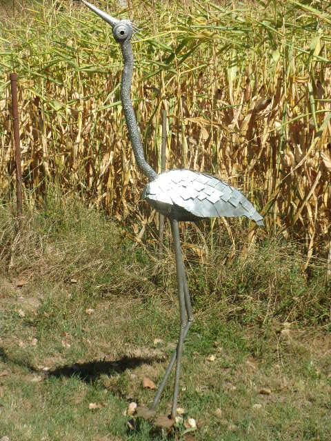 Sculpture titled "Héros L'oiseau d'ar…" by Agostinho Dacunha, Original Artwork, Metals