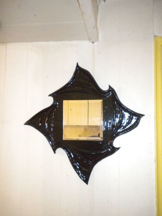 Sculpture titled "Miroir étoile" by Agostinho Dacunha, Original Artwork, Wood