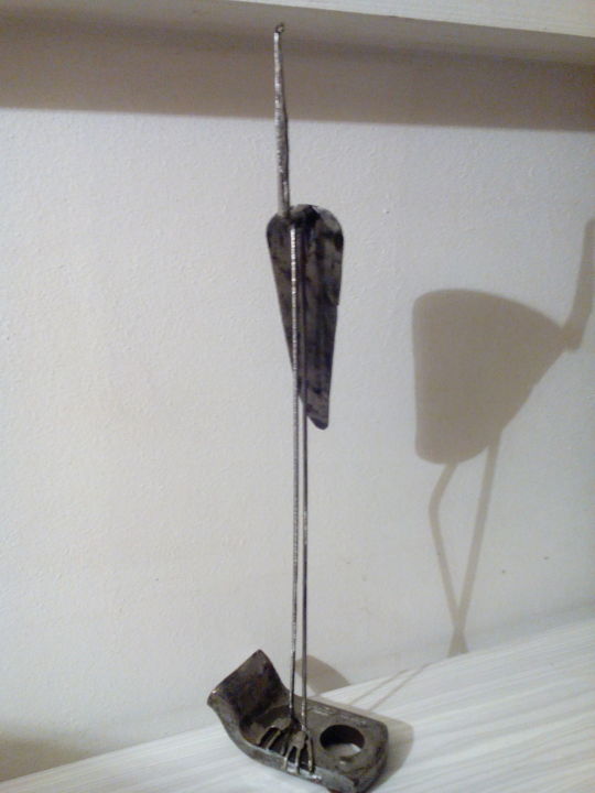 Sculpture titled "L'oiseau truelle" by Agostinho Dacunha, Original Artwork, Metals