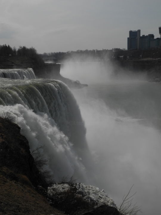 Fotografia intitolato "falls" da Ahmet Cihan Güçkan, Opera d'arte originale, Fotografia digitale