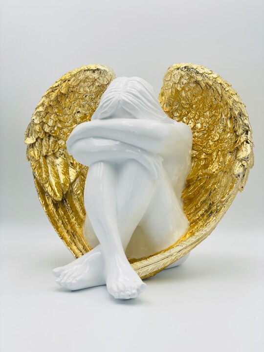 Sculpture titled "Angel with Golden W…" by Ahu Didem Kaya, Original Artwork, Acrylic