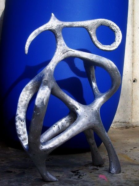 Skulptur mit dem Titel "Leo ta Leolo" von Aitor Ruiz De Egino, Original-Kunstwerk