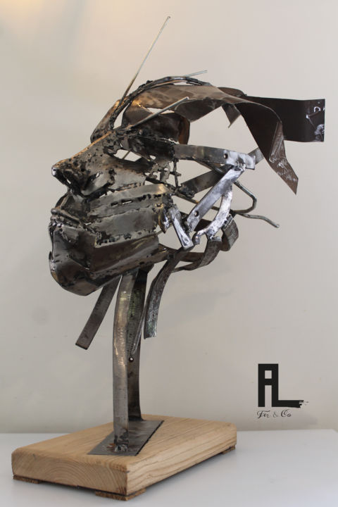 Скульптура под названием "Liberté" - Al Fer, Подлинное произведение искусства, Металлы