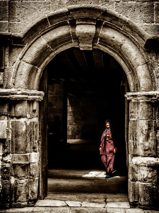 Fotografía titulada "Mystery woman" por Aladin Abdel Naby, Obra de arte original, Fotografía digital