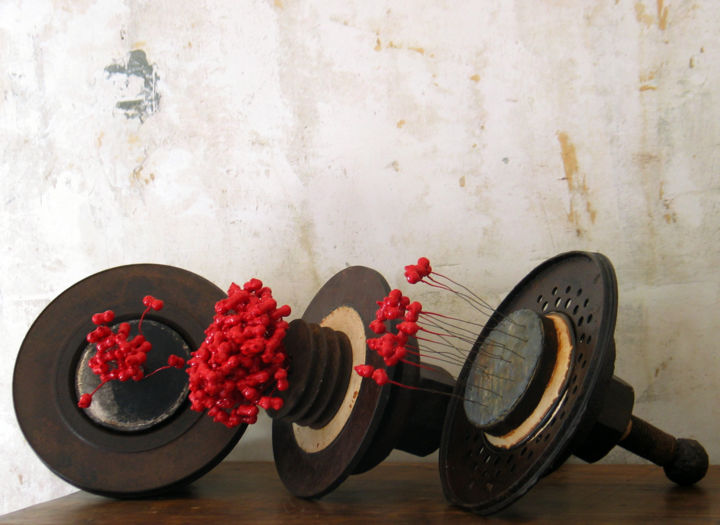 Escultura intitulada "3 bouquets de mariée" por Alain Platet, Obras de arte originais, Metais