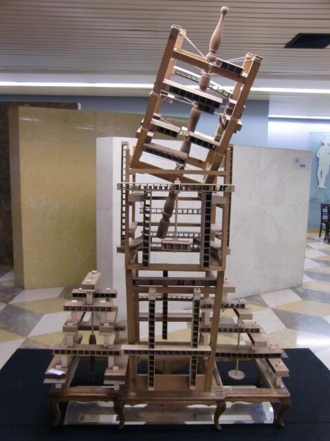 Sculptuur getiteld "babel_liliputh" door Alberto Simões De Almeida, Origineel Kunstwerk, Hout