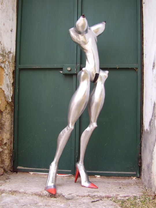 Sculpture titled "DDV2" by Alberto Kissola, Original Artwork, Resin