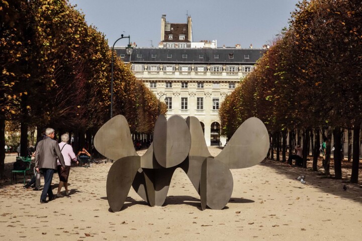 Skulptur mit dem Titel "Barricada 1 AC L200" von Alejandro Vega Beuvrin, Original-Kunstwerk, Metalle