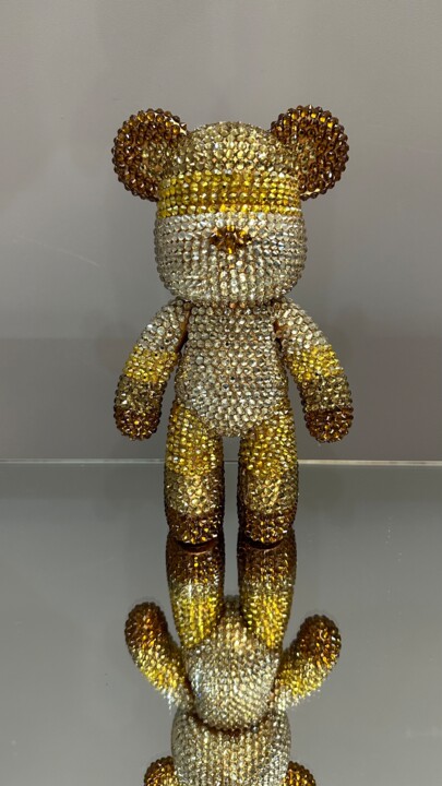 Sculpture titled "Gold crystal bear" by Aleksandra H, Original Artwork, Mosaic