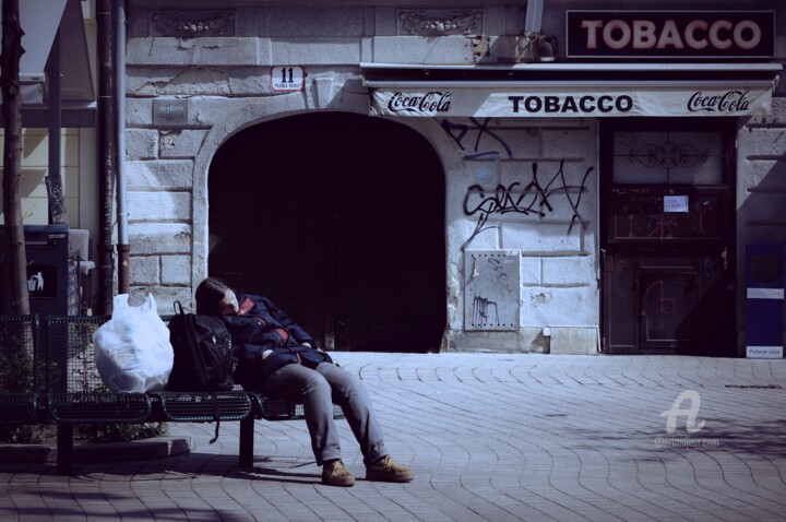 Photography titled "Tobacco shop in Zag…" by Alen Gurovic, Original Artwork, Non Manipulated Photography