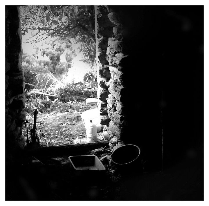 Photographie intitulée "Gavignanu la cave" par Jean-Louis Alessandri, Œuvre d'art originale