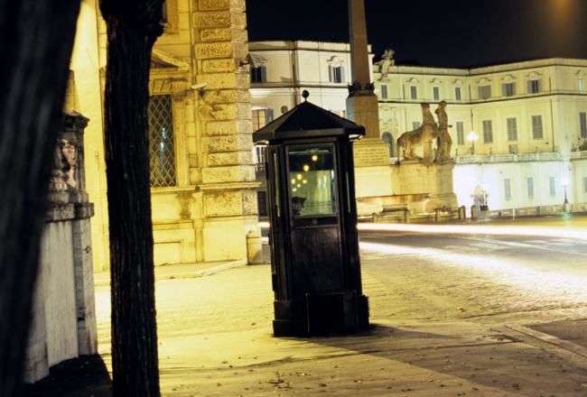 Photography titled "Carabiniere  in Via…" by Alessandro Lisci, Original Artwork