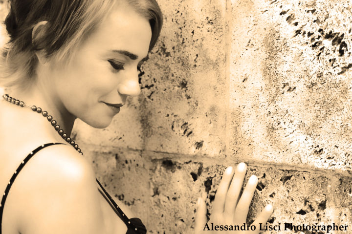 Photography titled "Enrica De Simone Po…" by Alessandro Lisci, Original Artwork