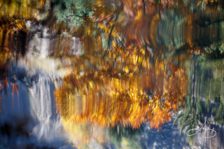 Photography titled "EAUX ABSTRAITES AUT…" by Alexandre Plattet, Original Artwork, Digital Photography Mounted on Aluminium