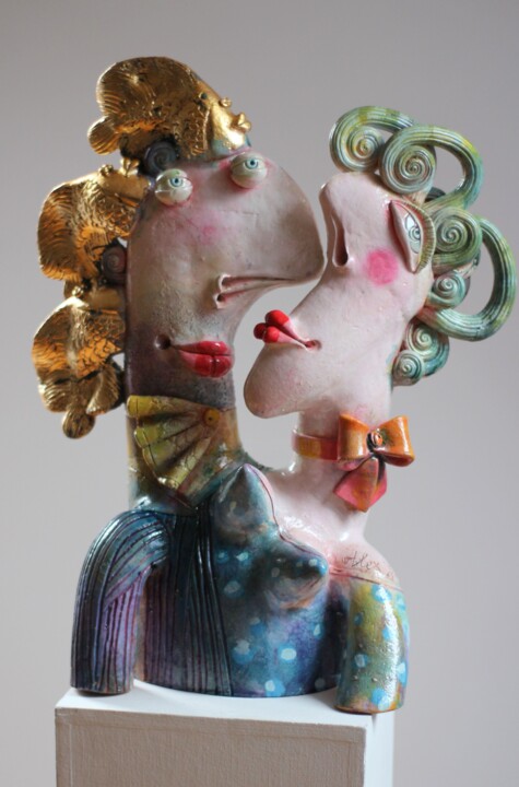 Escultura intitulada "Zimowe całowanie" por Alex Johanson, Obras de arte originais, Argila