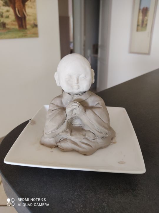 Скульптура под названием "bouda en poterie" - Alice Dupont, Подлинное произведение искусства, Глина