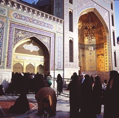 Photographie intitulée "Mausolée de l'Imam…" par Alireza Firouzi, Œuvre d'art originale