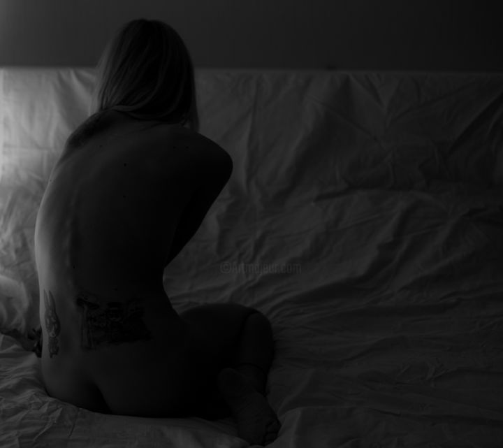 摄影 标题为“before bed time” 由Alis La Luna, 原创艺术品