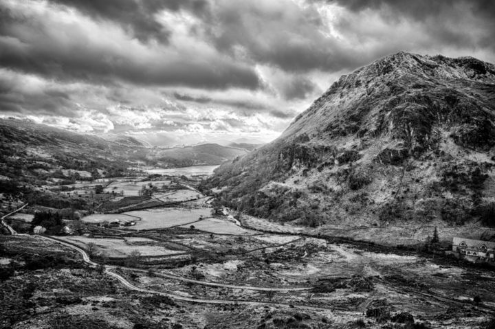 Photography titled "Welsh Valley" by Alfredo Machado Zingg, Original Art, Digital Photography