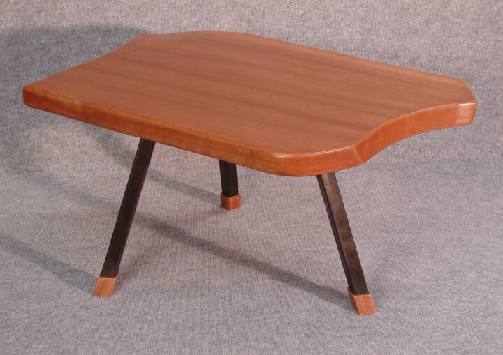 Design intitulée "Table Design N°8" par Amir Dzafic, Œuvre d'art originale, Meuble