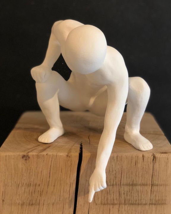 Sculpture intitulée "L'accusateur" par Amlauga, Œuvre d'art originale, Bois