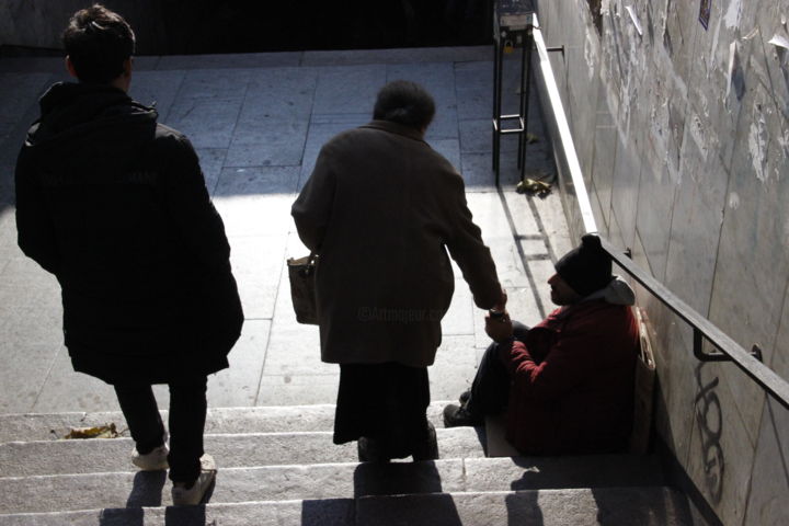 Фотография под названием "Strangers" - Ana Abashidze, Подлинное произведение искусства, Цифровая фотография