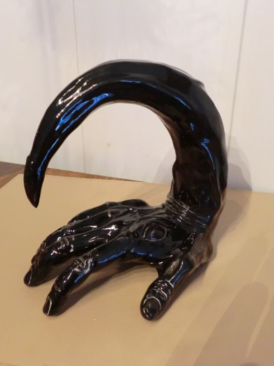 Scultura intitolato "Skorpion" da Andimar, Opera d'arte originale, Ceramica