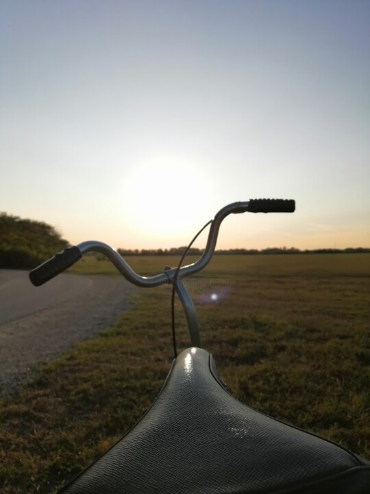 Photography titled "Sun shines on bike" by András Lamp, Original Artwork, Digital Photography
