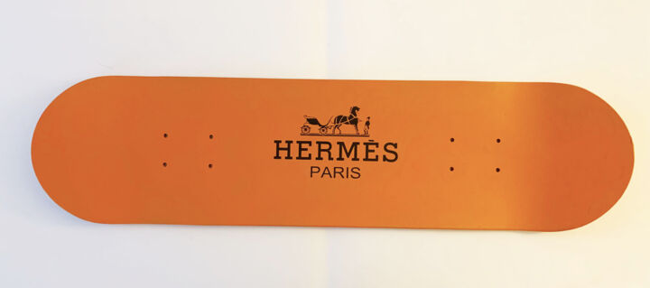 雕塑 标题为“Skate Hermes” 由Andrea Van Der Hoeven, 原创艺术品, 木