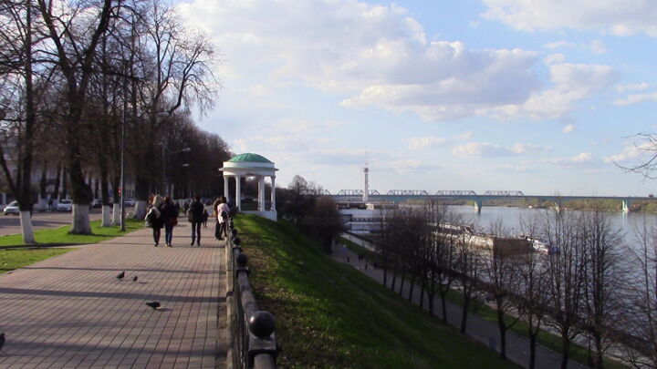 Fotografie mit dem Titel "Volga embankment (i…" von Andrei Klenov, Original-Kunstwerk