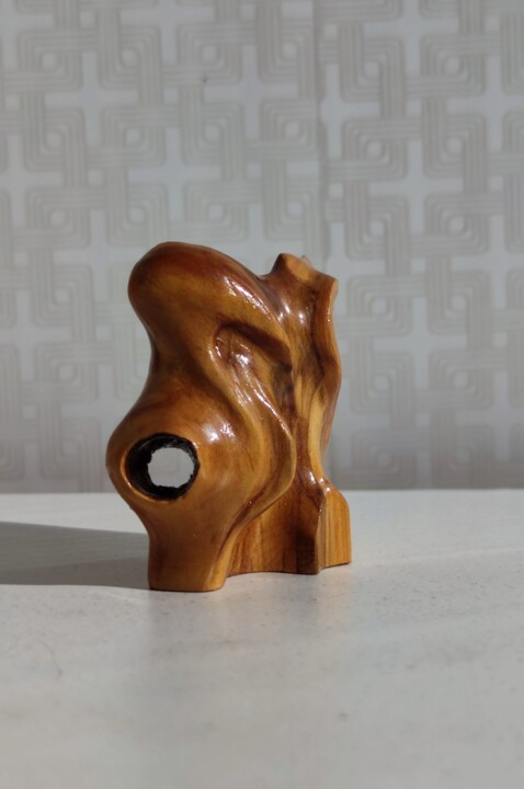 Sculpture intitulée "Through" par Андрей Латышев, Œuvre d'art originale, Bois