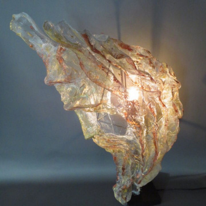 Sculpture titled "Table lamp Wire mes…" by Anetta Hayat, Original Artwork, Metals