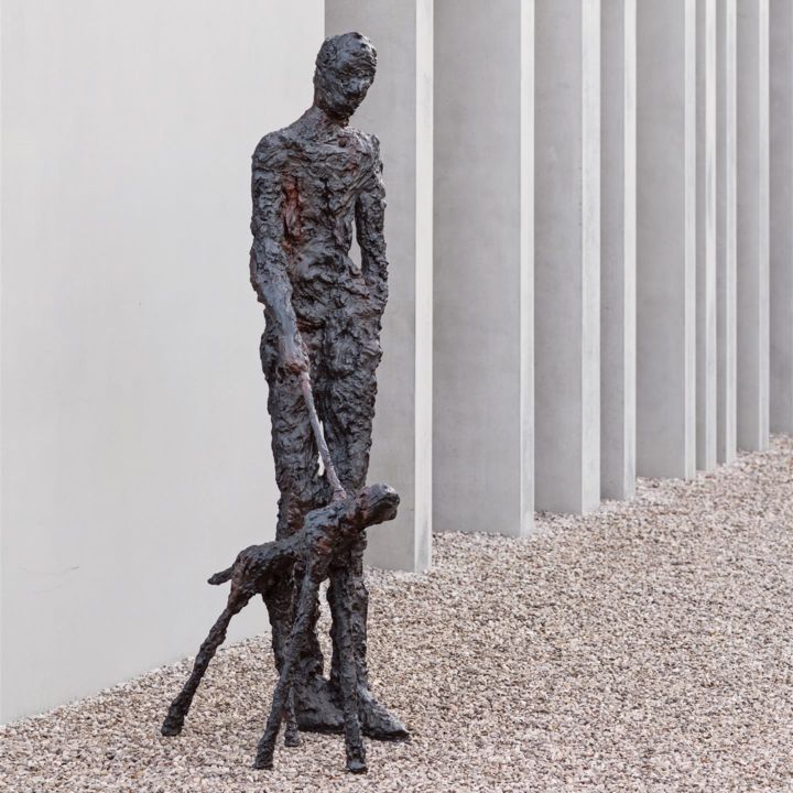 Sculpture titled "To Lead" by Ann Vrielinck, Original Artwork, Bronze