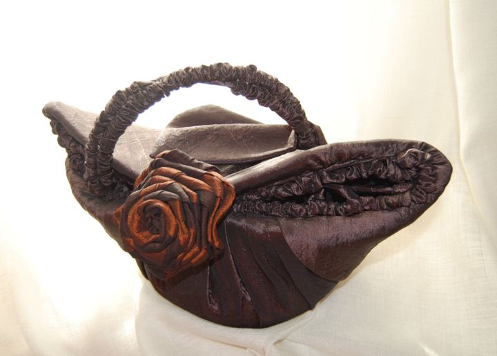 Design intitulada "ANFITRITE" por Anna Vigliarolo, Obras de arte originais, Acessórios