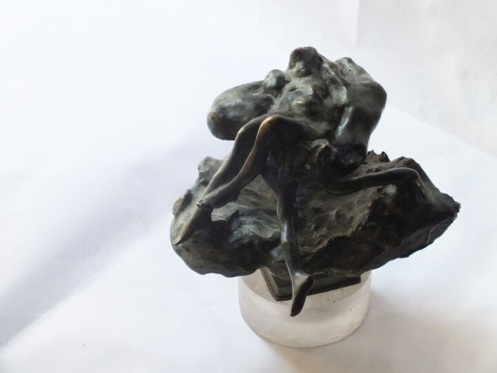 Sculpture titled "Grande nuée" by Anne Cardot, Original Artwork, Bronze