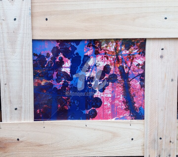 Collages titulada "Lumière rouge arbre…" por Anne Maury, Obra de arte original, Trabajo Digital 2D