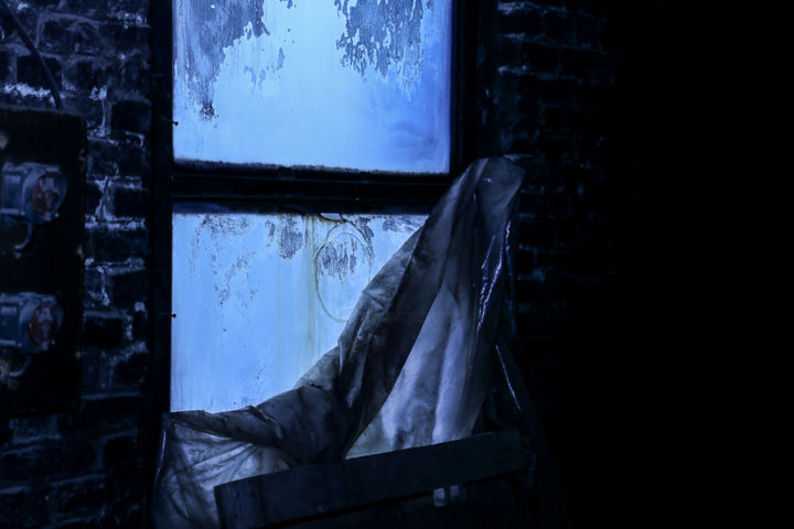 Photography titled "Window" by Moon, Original Artwork