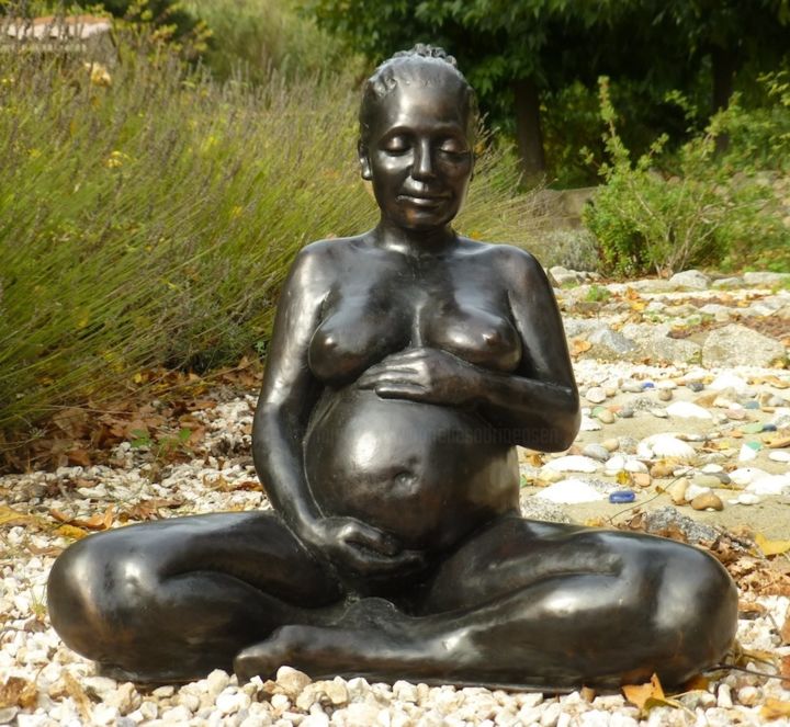 Sculpture intitulée "Maternite" par Annelies Adriaensen, Œuvre d'art originale, Bronze