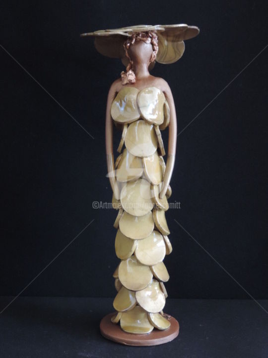 Скульптура под названием "raku jaune" - Noush, Подлинное произведение искусства, Керамика