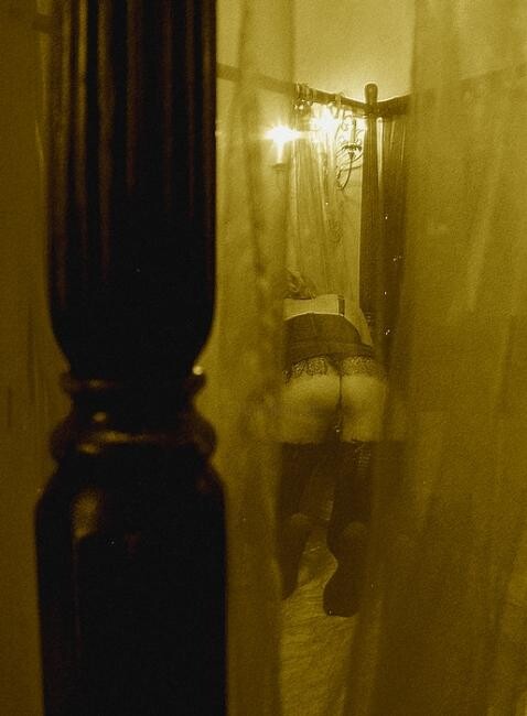 Fotografie mit dem Titel "Mystérieuse espionn…" von Annick Terwagne, Pastelliste De La Fémin, Original-Kunstwerk