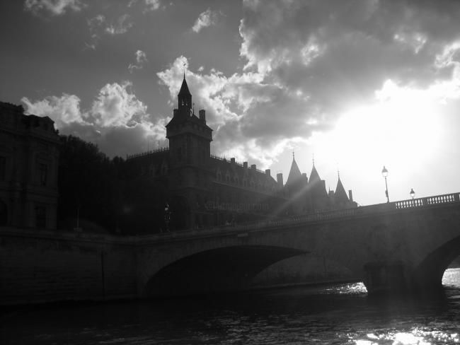 Photographie intitulée "River Seine, Paris" par Anthony Tsoukas, Œuvre d'art originale