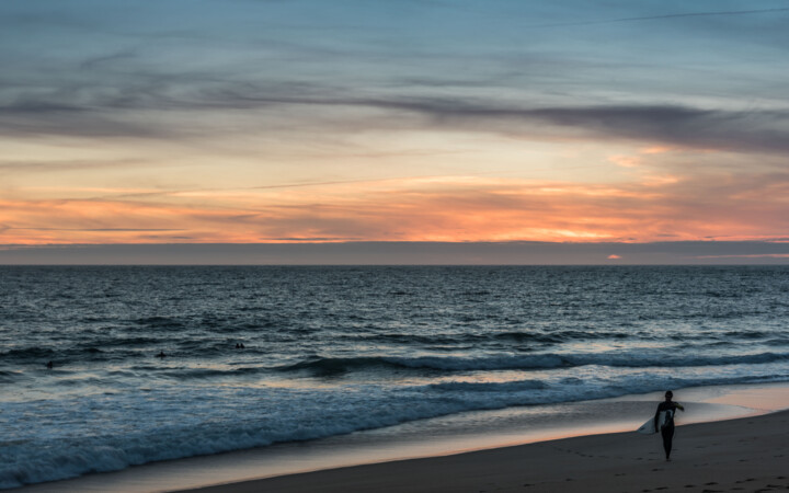 Fotografie mit dem Titel "Sunset surf" von Antoine Barthelemy, Original-Kunstwerk, Digitale Fotografie