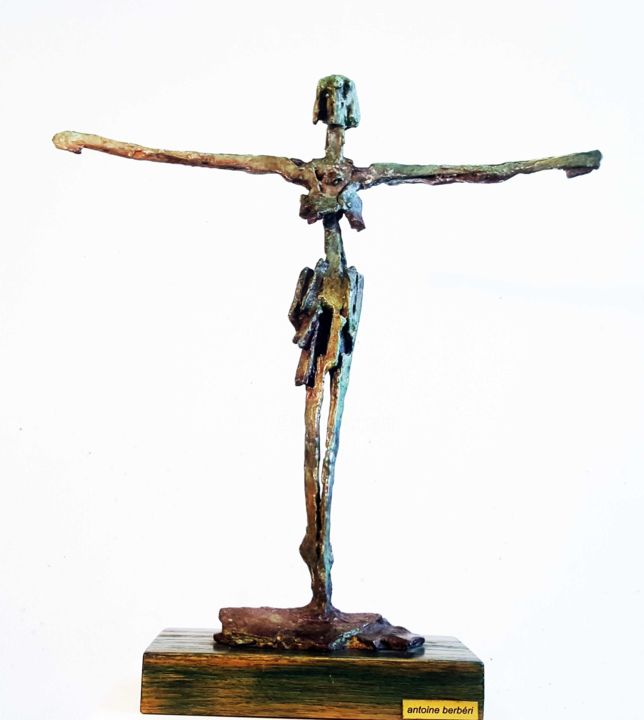 Sculpture intitulée "" Crucifixion "" par Antoine Berbari, Œuvre d'art originale, Bronze