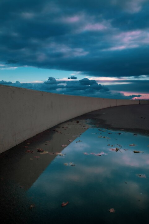 Fotografia intitolato "Water & skyline" da Antonin Borie, Opera d'arte originale, Fotografia digitale