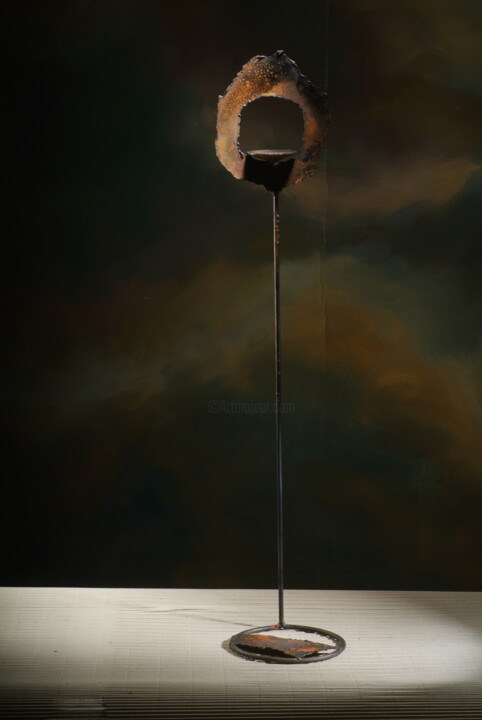 Escultura titulada "untitled." por Aristotle Vikentiou, Obra de arte original, Metales