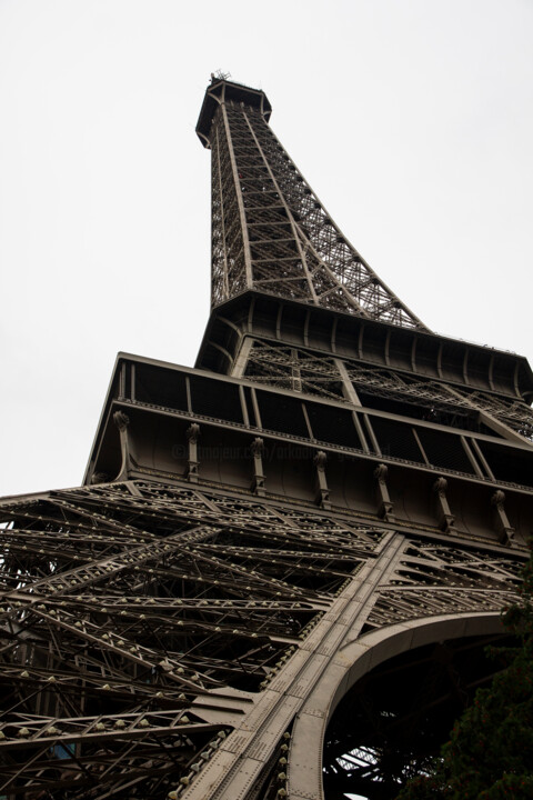 Photography titled "Eiffel Tower" by Arkadiusz Gepchard, Original Artwork, Digital Photography