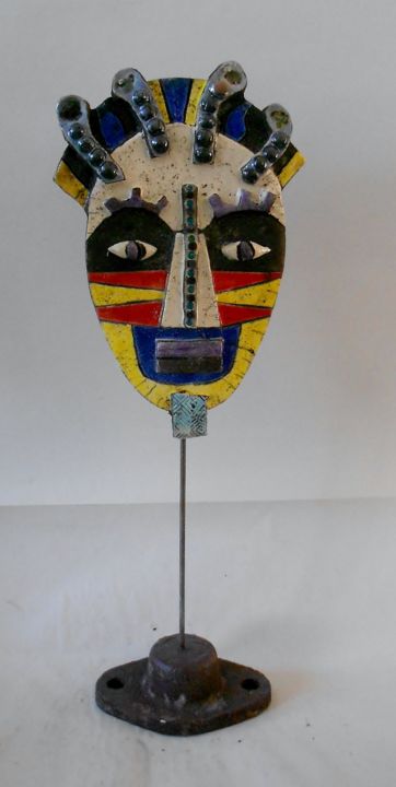 Sculpture intitulée "Masque bleu, jaune,…" par Armelle Colombier, Œuvre d'art originale, Céramique