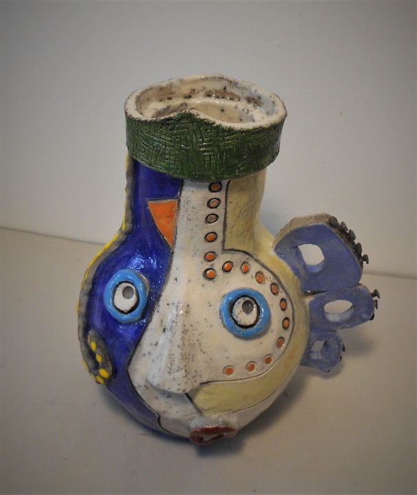 Diseño titulada "vase anthropomorphi…" por Armelle Colombier, Obra de arte original, Arte de mesa