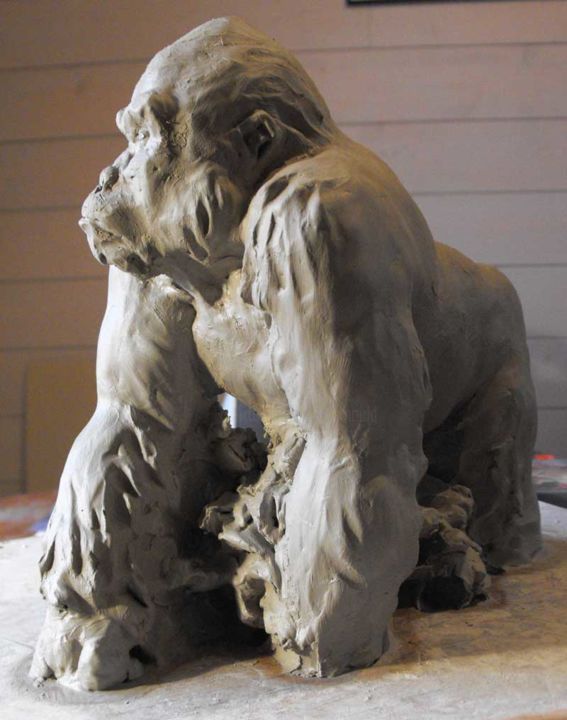 Sculpture titled "Dos argenté en cours" by Christian Arnould, Original Artwork, Clay